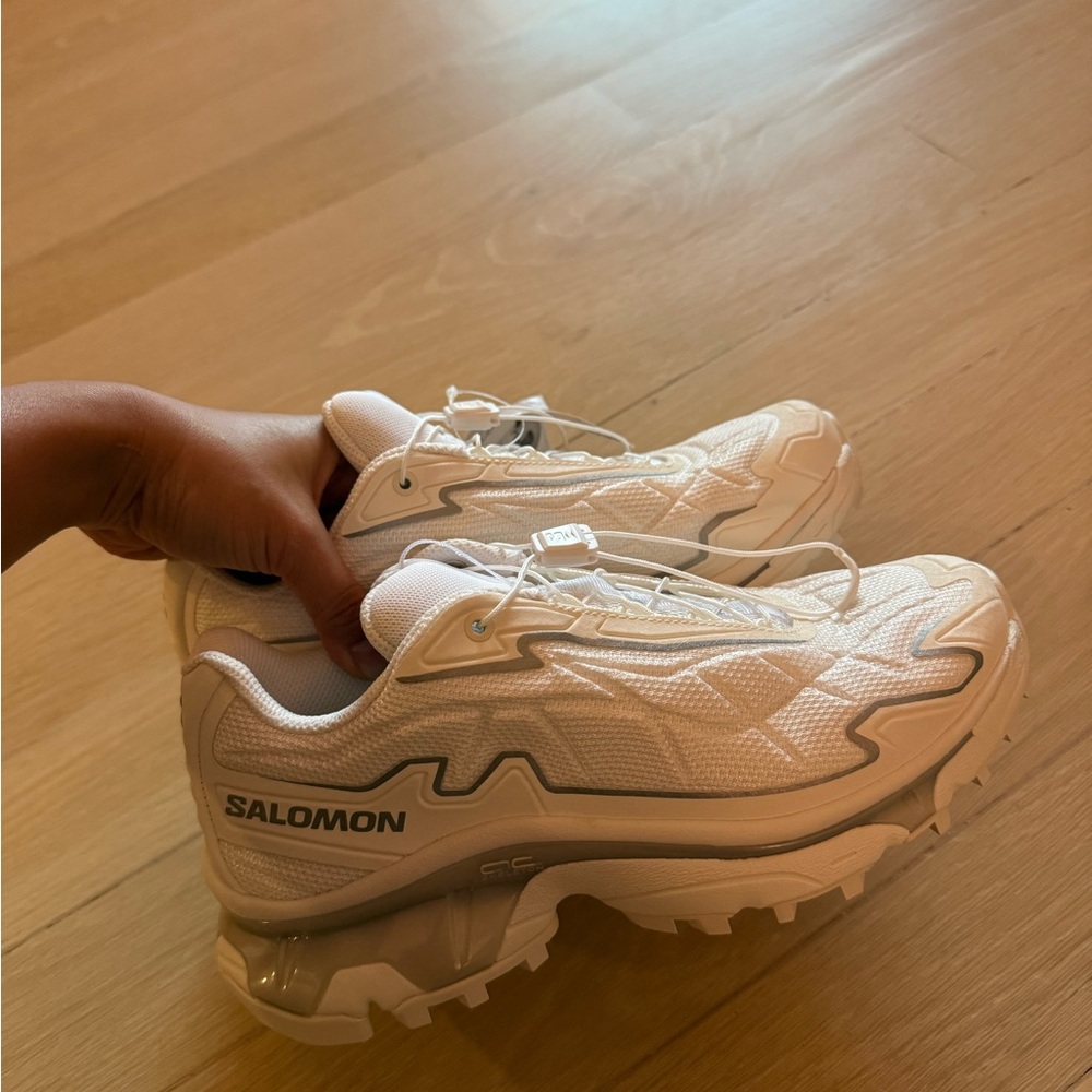 Salomon Sneakers